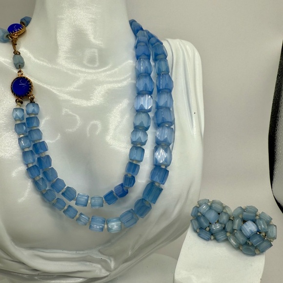Vintage Elegant Blue Glass Beaded Double Strand Necklace & Earrings - Picture 11 of 17